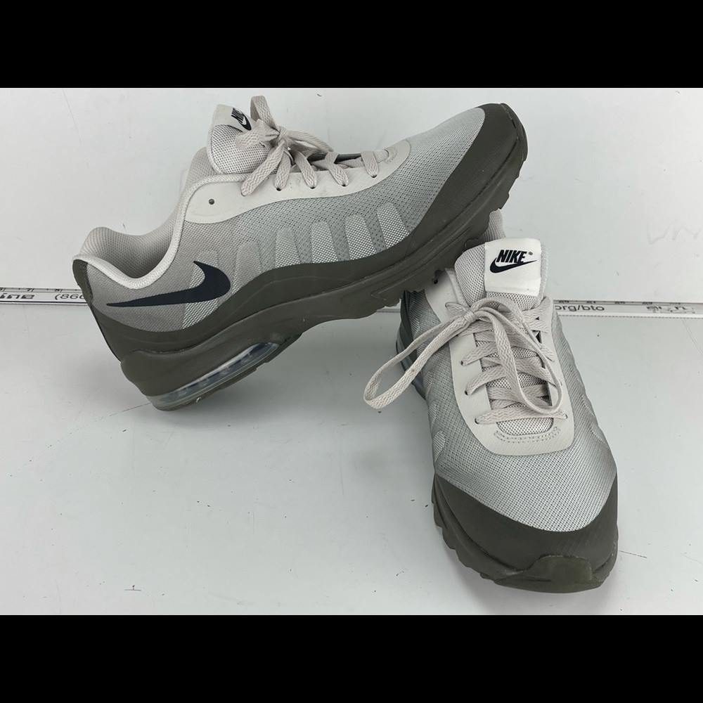 Nike Air Max Invigor Green 749688-009 size 14